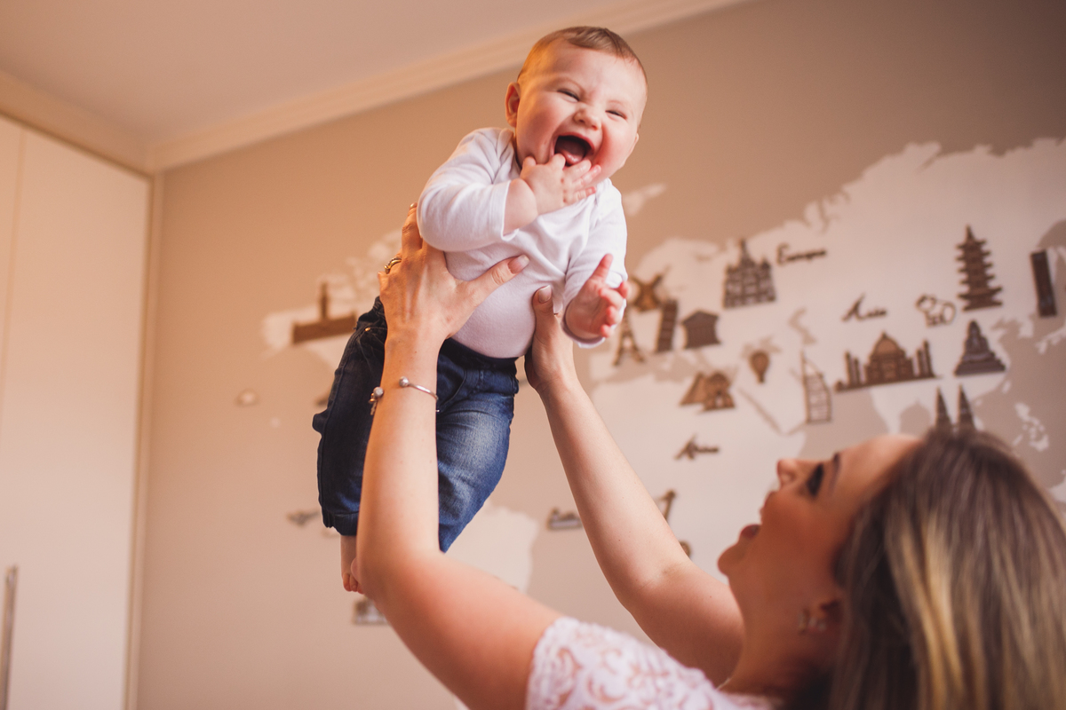 fotografa familia em curitiba - ensaio lifestyle Artur 7 meses