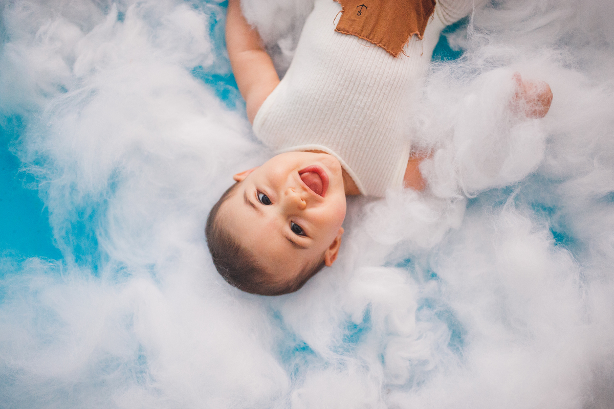 fotografa de familia em curitiba - acompanhamento trimestral Eduardo 6 meses estudio