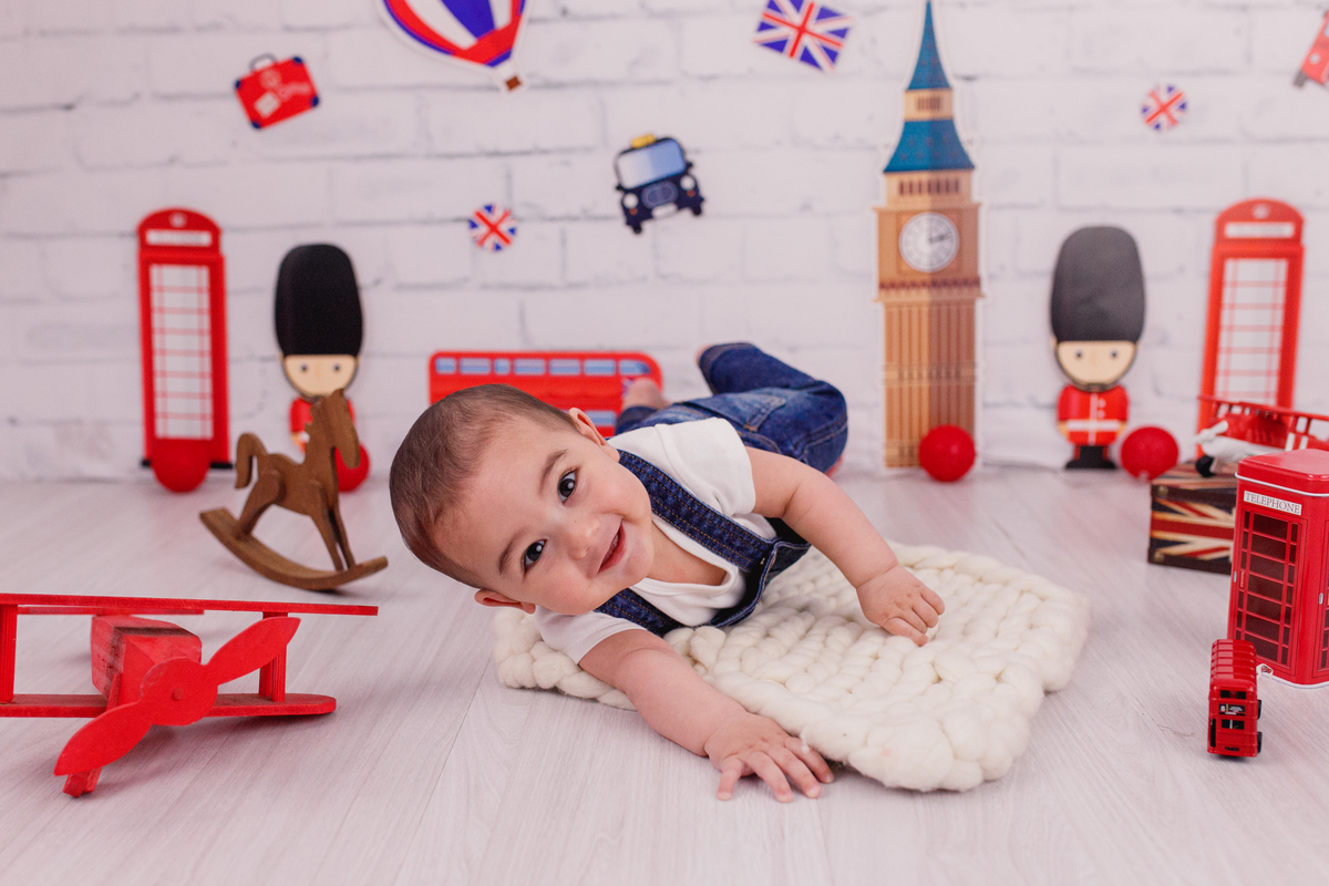 fotografa familia curitiba - acompanhamento mensal - estúdio Gabriel 6 meses