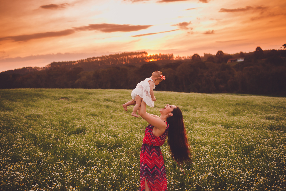 fotografa familia curitiba - ensaio externo camomila Helena 7 meses