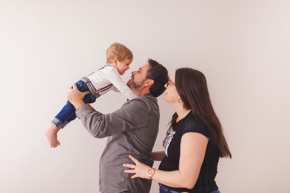 fotografa familia curitiba - smash the cake Rafael pequeno principe