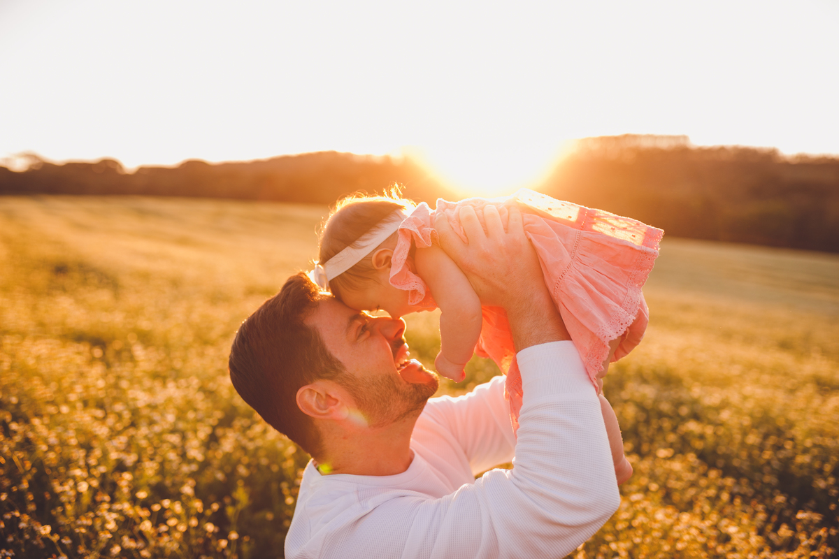 fotografa familia curitiba - ensaio externo campo camomila