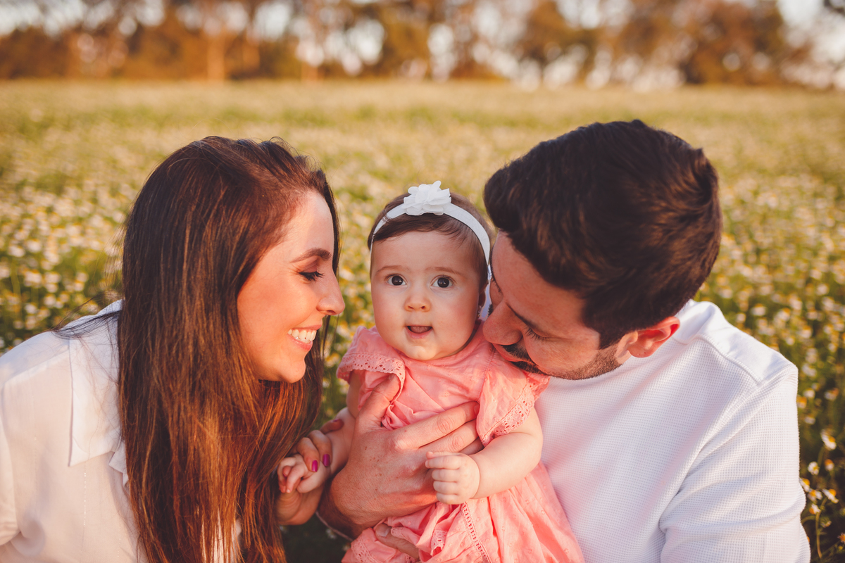fotografa familia curitiba - ensaio externo campo camomila