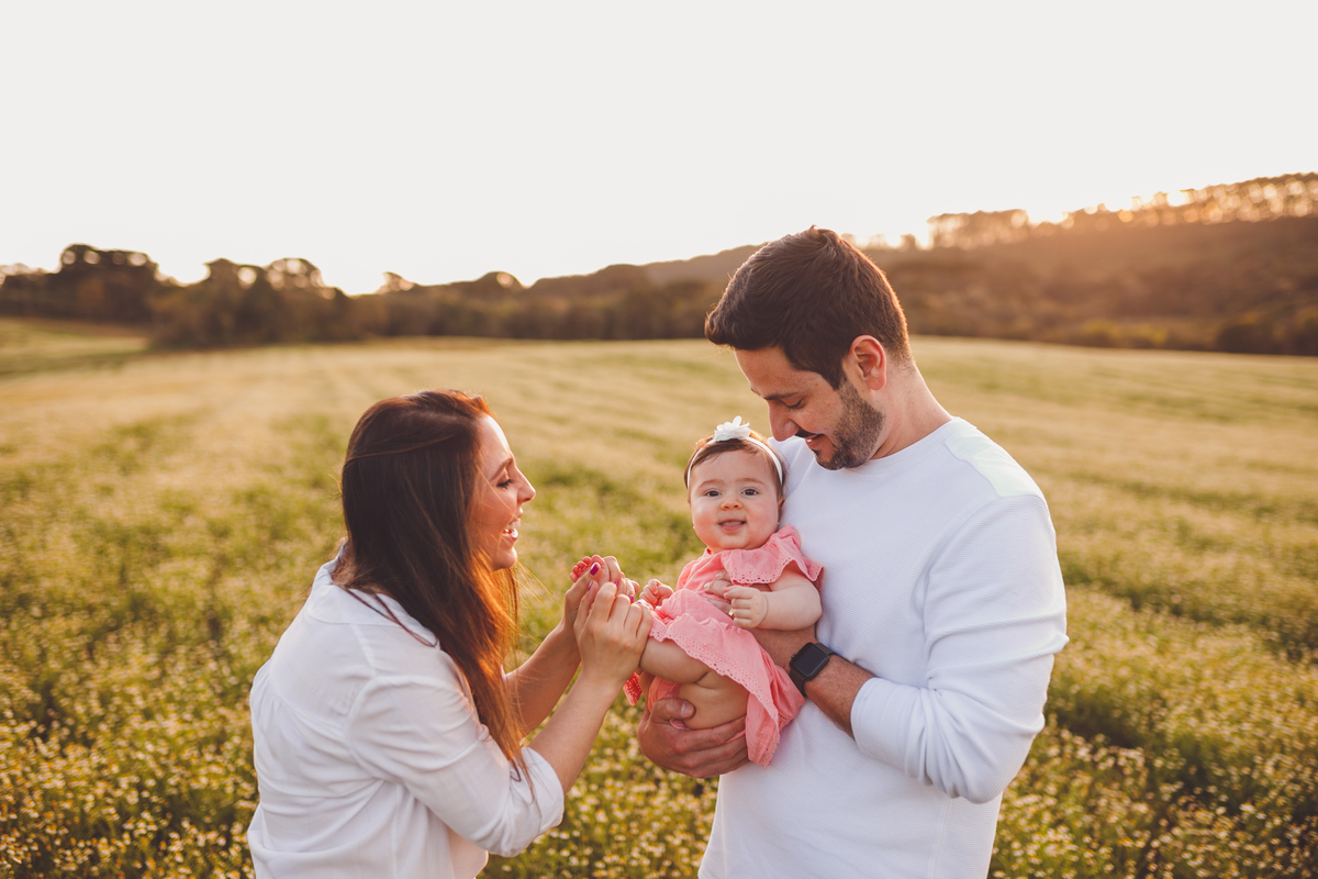 fotografa familia curitiba - ensaio externo campo camomila