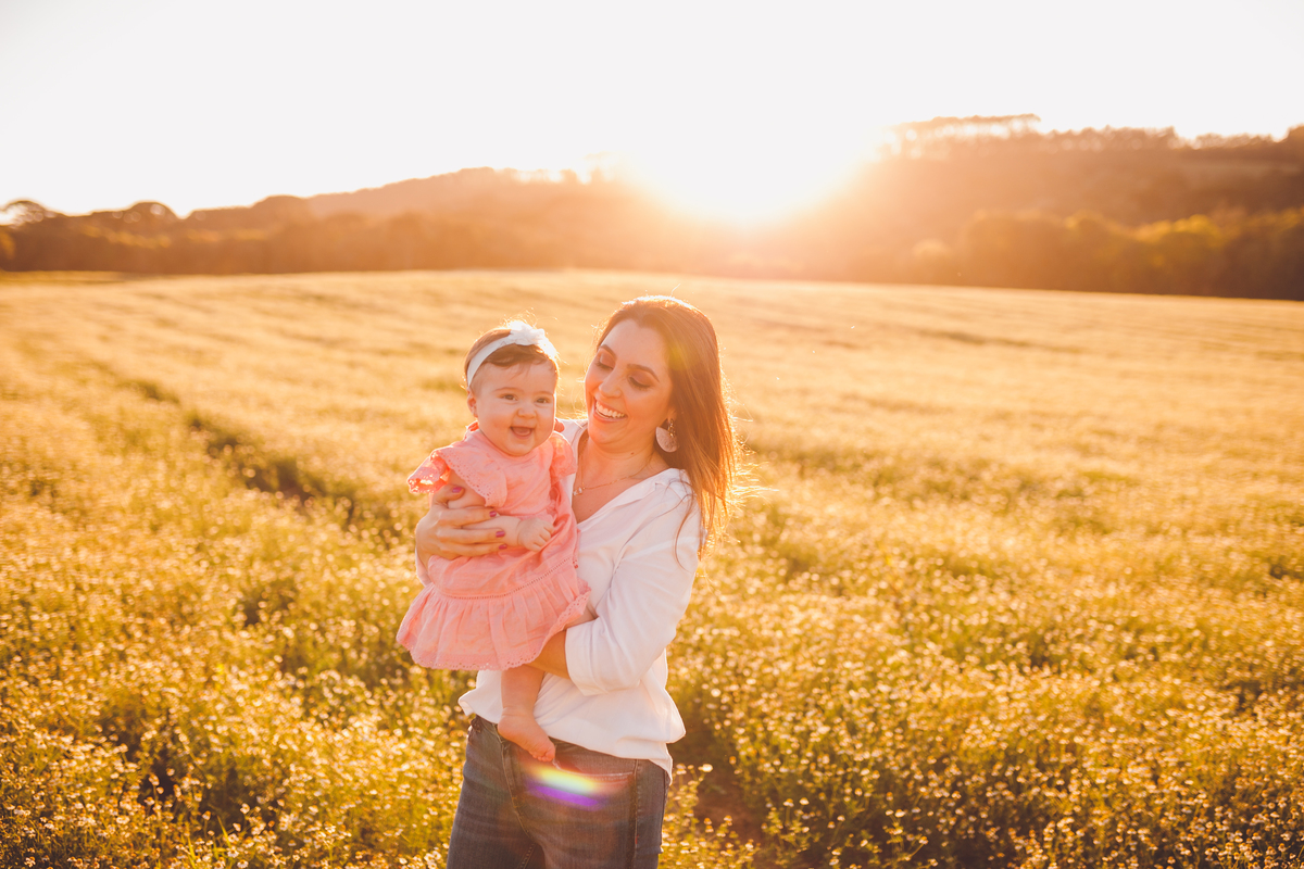 fotografa familia curitiba - ensaio externo campo camomila