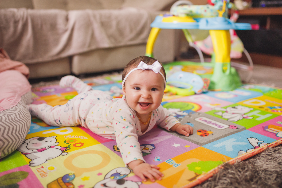 fotografa familia curitiba - ensaio lifestyle em casa bebe