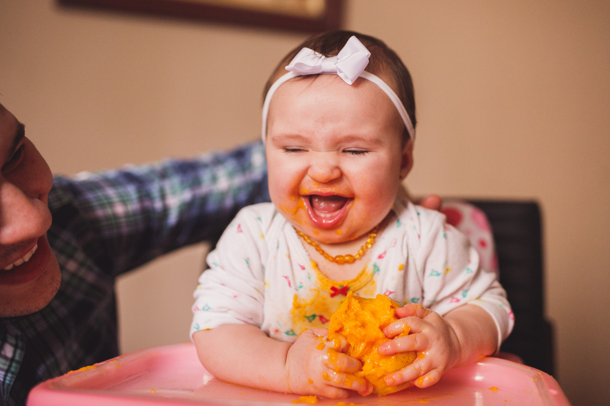 fotografa familia curitiba - ensaio lifestyle em casa bebe