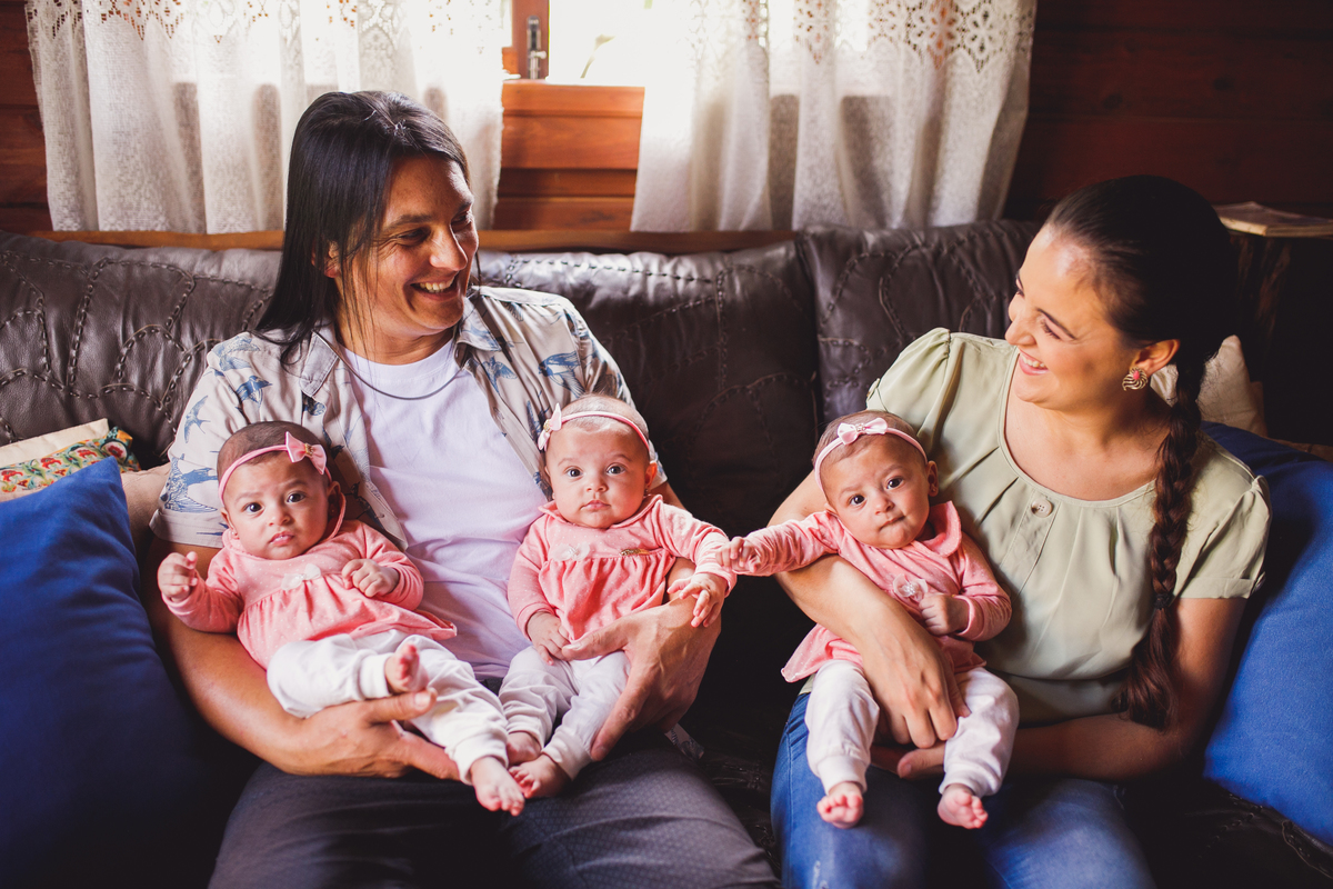 fotografa familia curitiba - lifestyle trigemeas