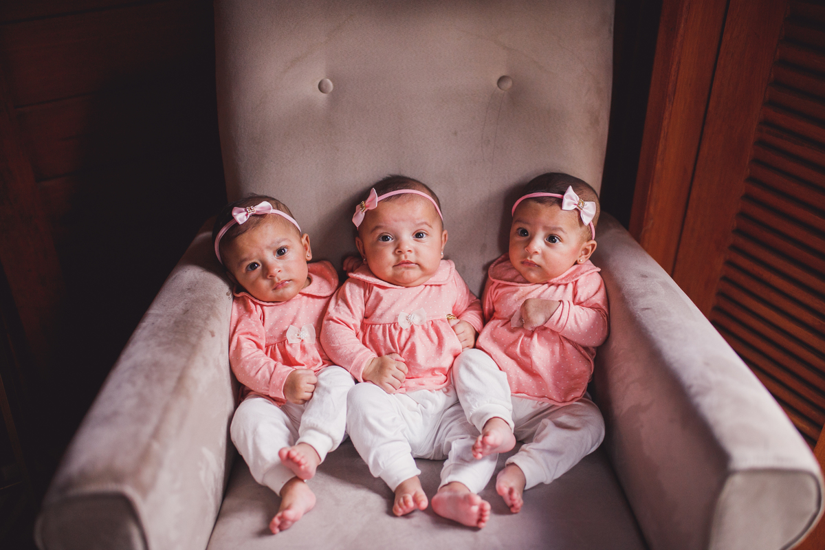 fotografa familia curitiba - lifestyle trigemeas