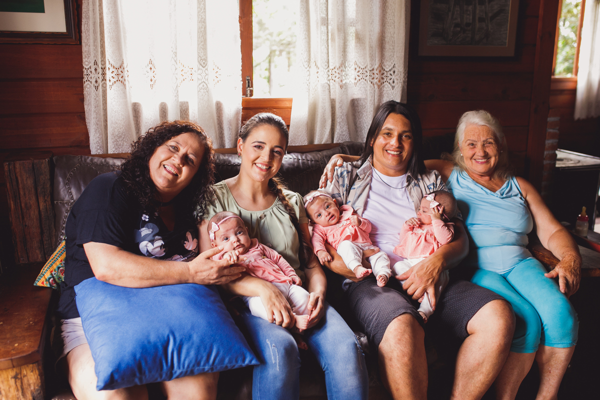 fotografa familia curitiba - lifestyle trigemeas