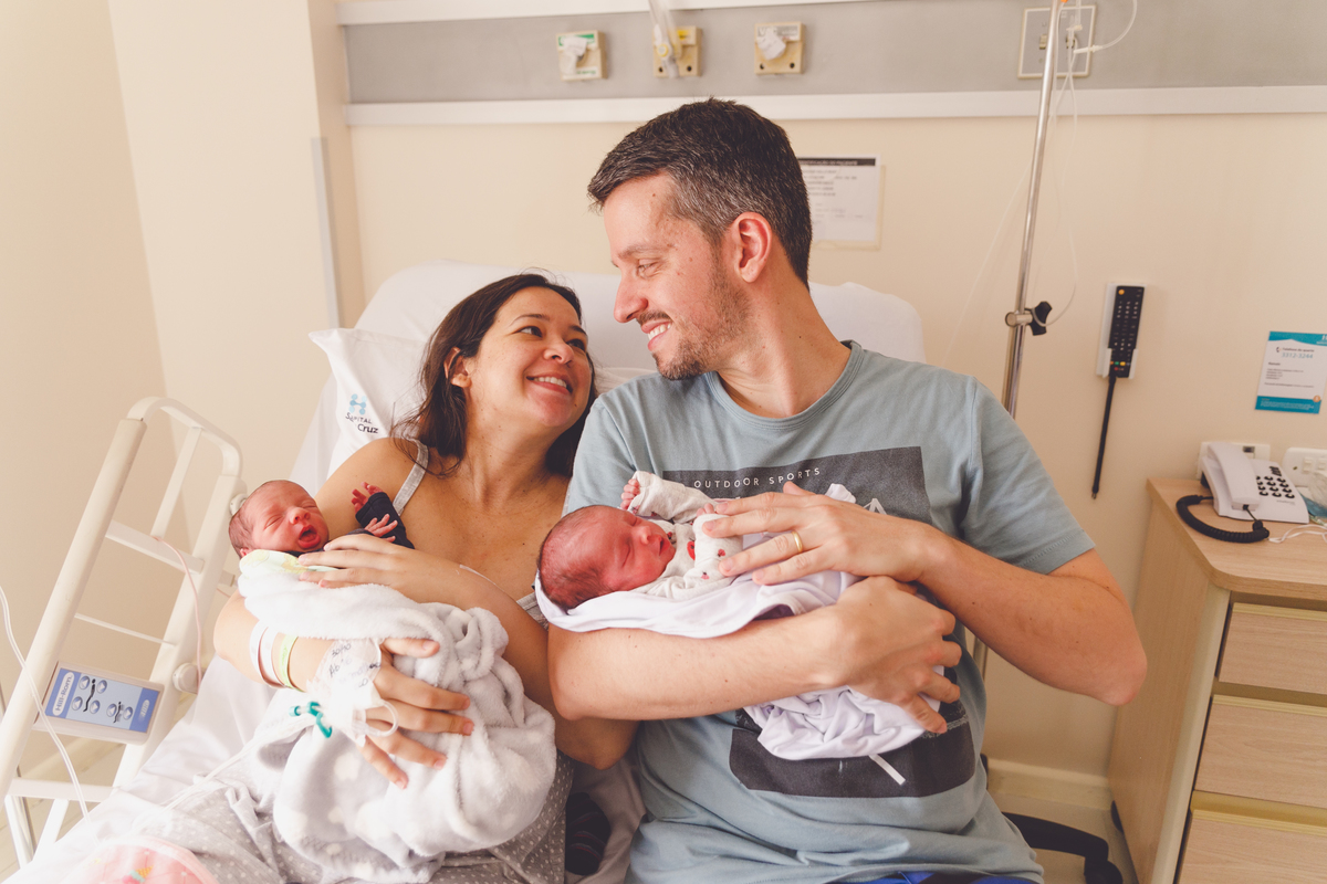 fotografa familia curitiba - nascimento gêmeos Arthur e victoriafotografa familia curitiba - nascimento gêmeos Arthur e victoria