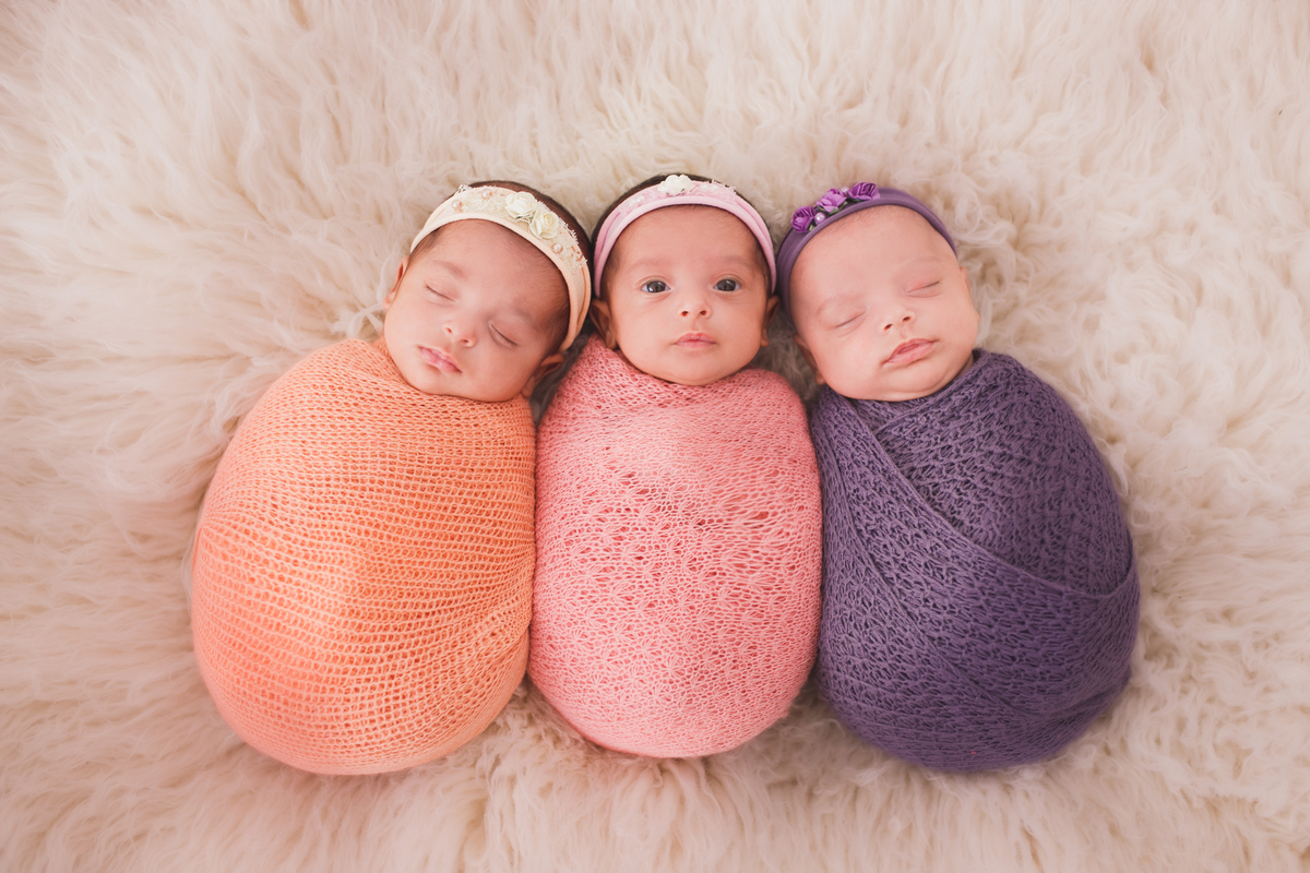 fotografa familia curitiba - newborn trigemeas