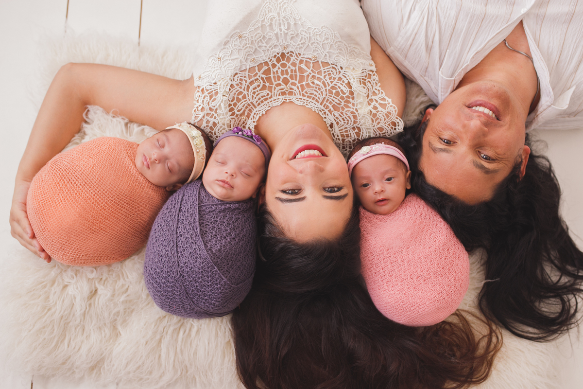 fotografa familia curitiba - newborn trigemeas