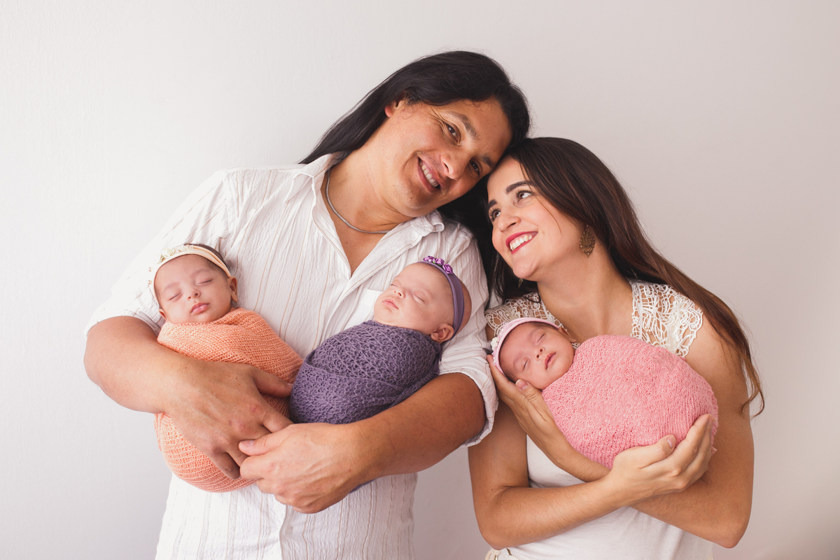 fotografa familia curitiba - newborn trigemeas