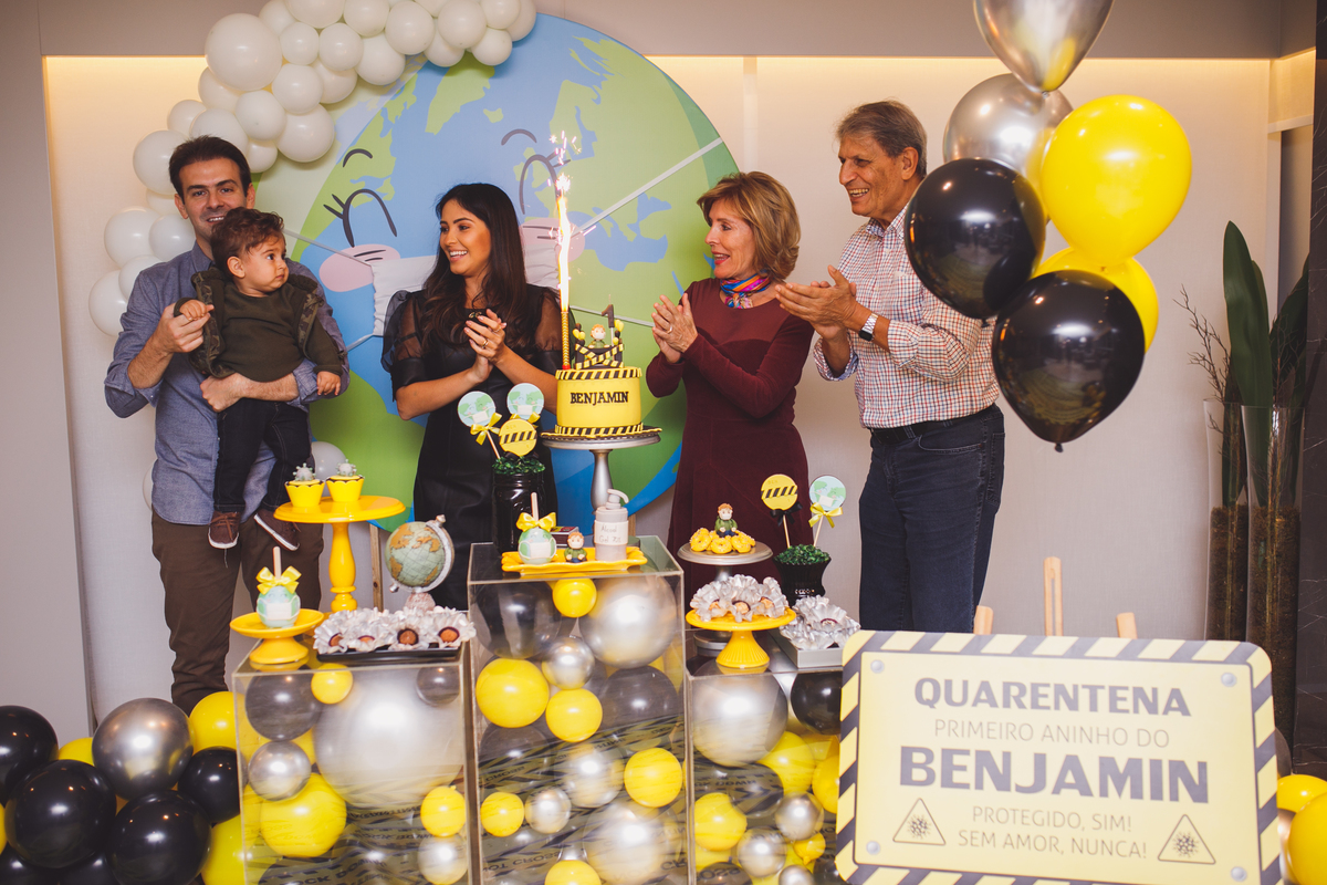 fotografa familia curitiba - aniversario 1 ano benjamín quarentena