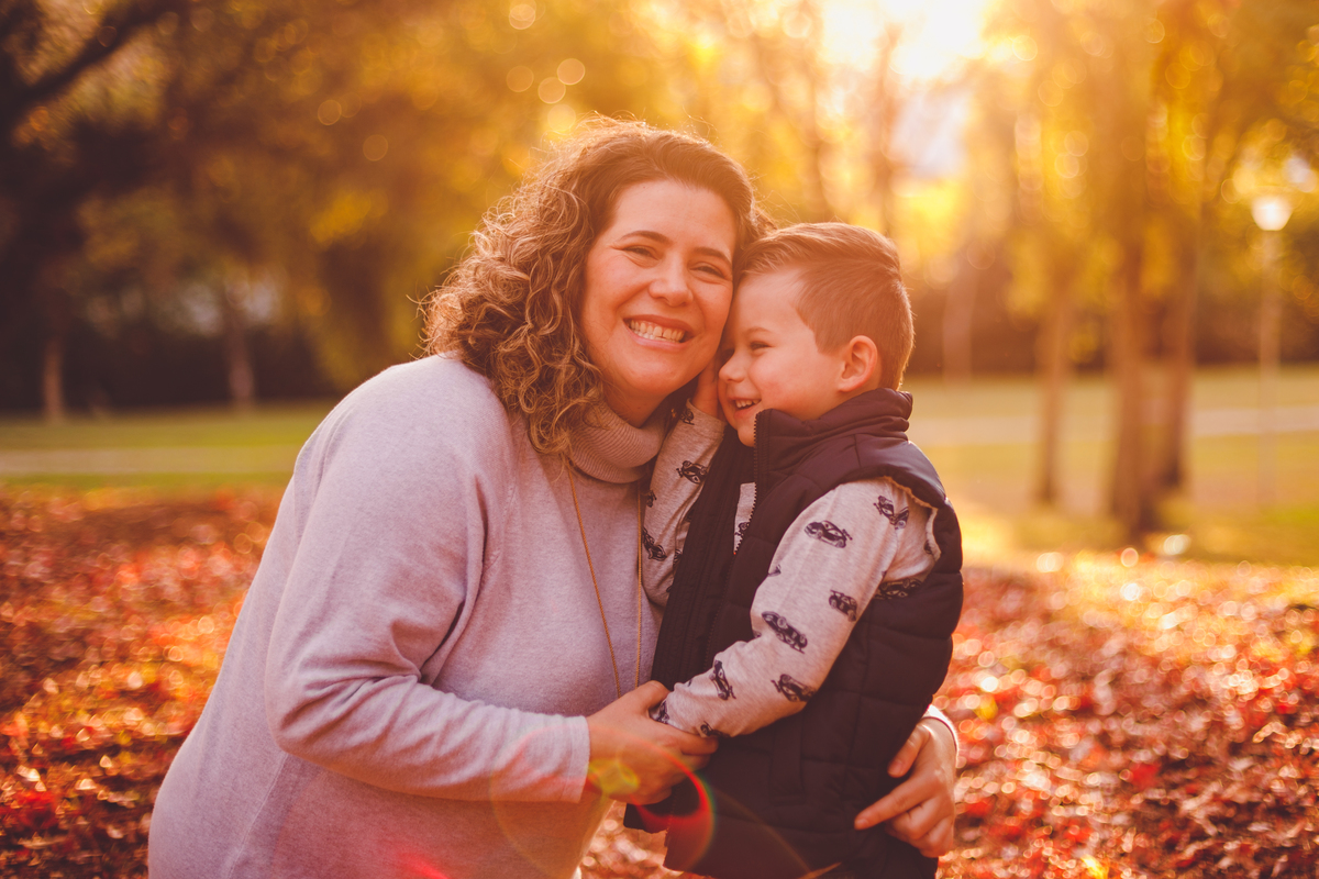 fotografa familia curitiba - ensaio externo acompanhamento 8 meses bosque papa