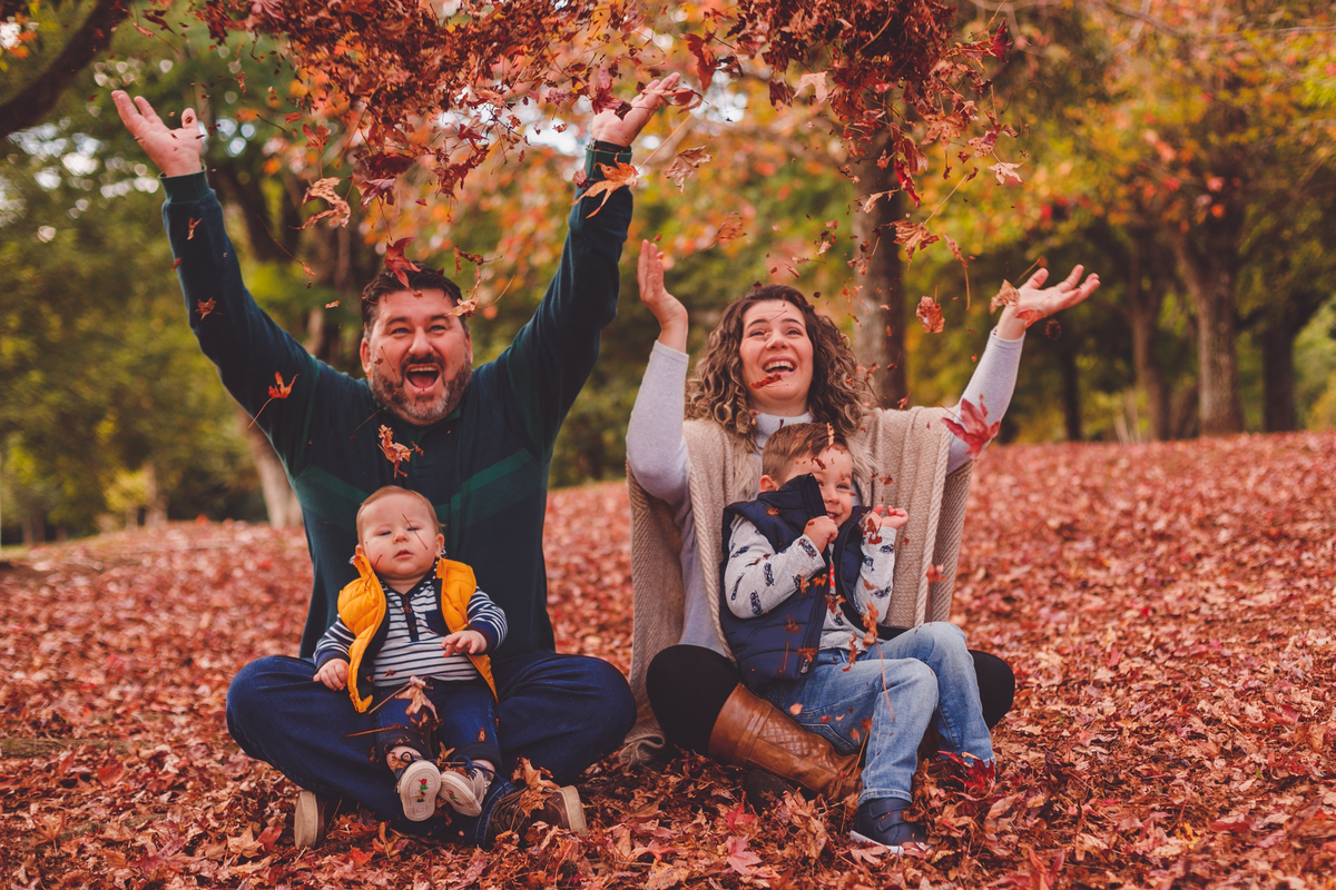 fotografa familia curitiba - ensaio externo acompanhamento 8 meses bosque papa
