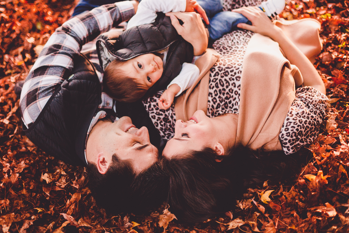 fotografa familia curitiba - externo bosque outono bebe menino 