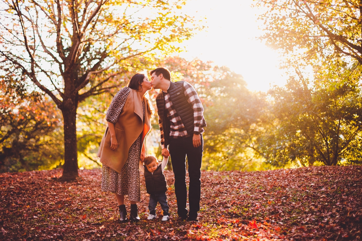 fotografa familia curitiba - externo bosque outono bebe menino 