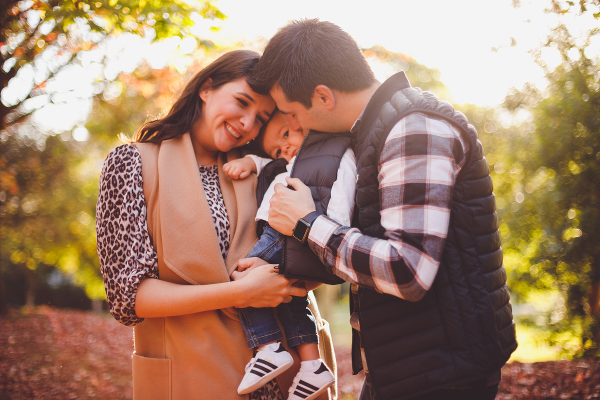fotografa familia curitiba - externo bosque outono bebe menino 