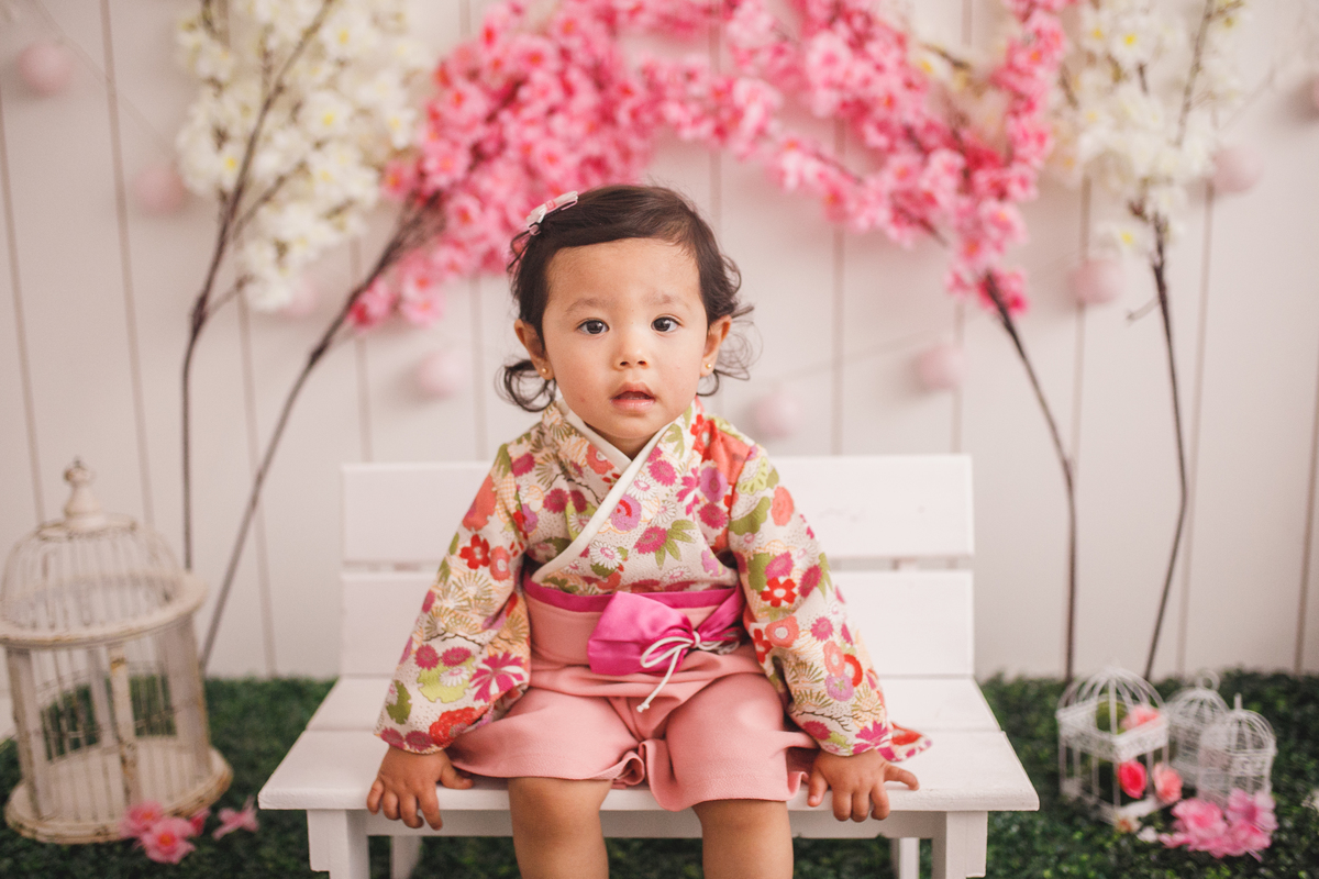 fotografa familia curitiba - ensaio estudio cerejeiras menina bebe
