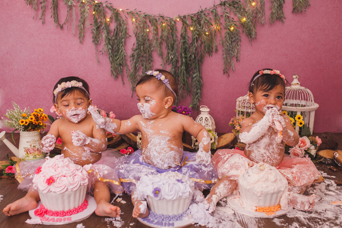 fotografa familia Curitiba - smash the cake trigemeas