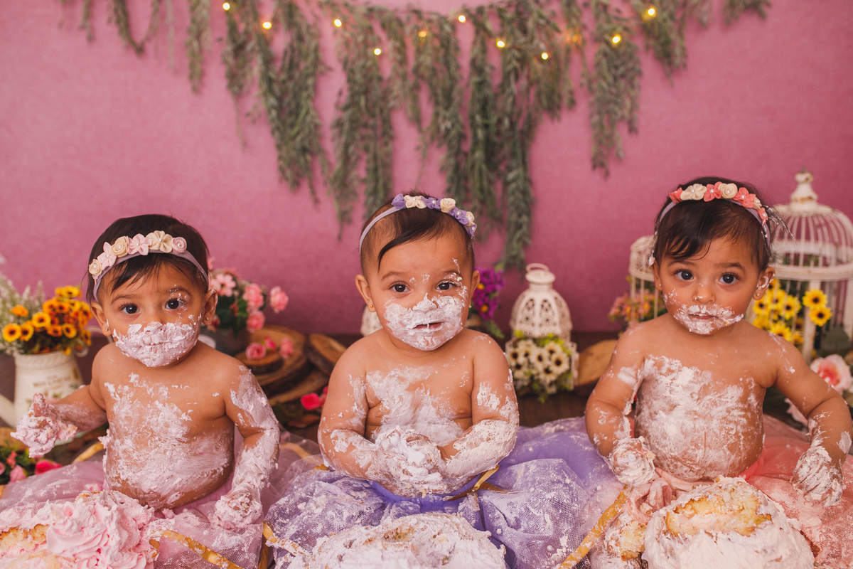 fotografa familia Curitiba - smash the cake trigemeas