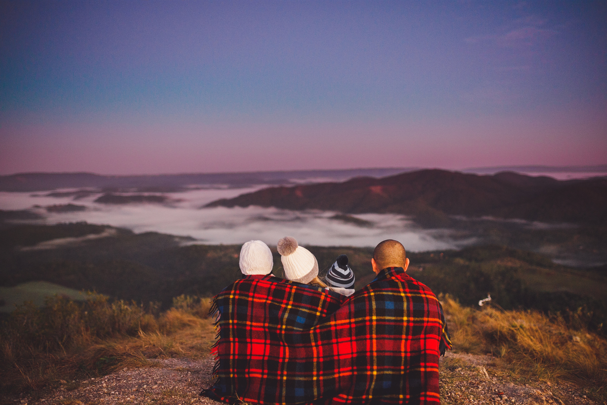fotografa familia Curitiba - nascer do sol morro do cal familia dany