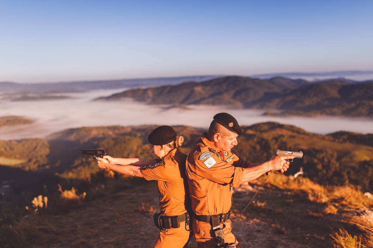 fotografa familia Curitiba - nascer do sol morro do cal familia dany