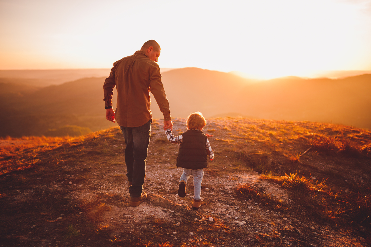 fotografa familia Curitiba - nascer do sol morro do cal familia dany