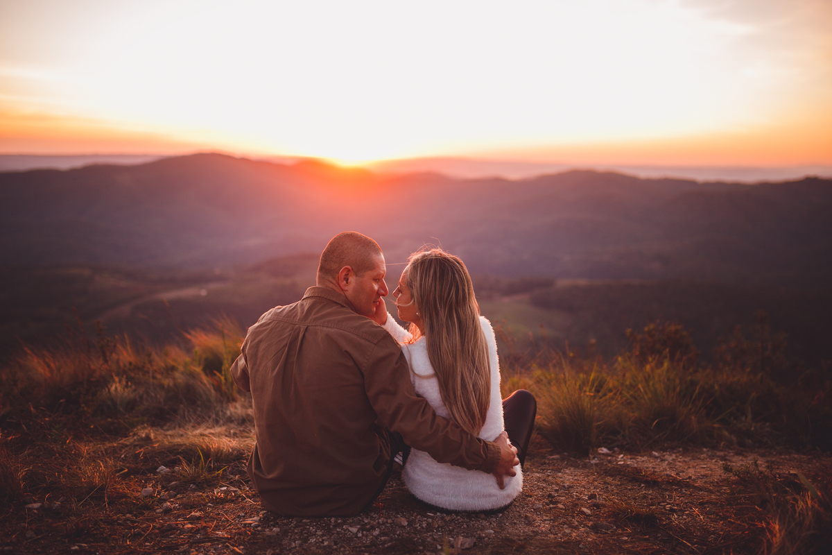 fotografa familia Curitiba - nascer do sol morro do cal familia dany