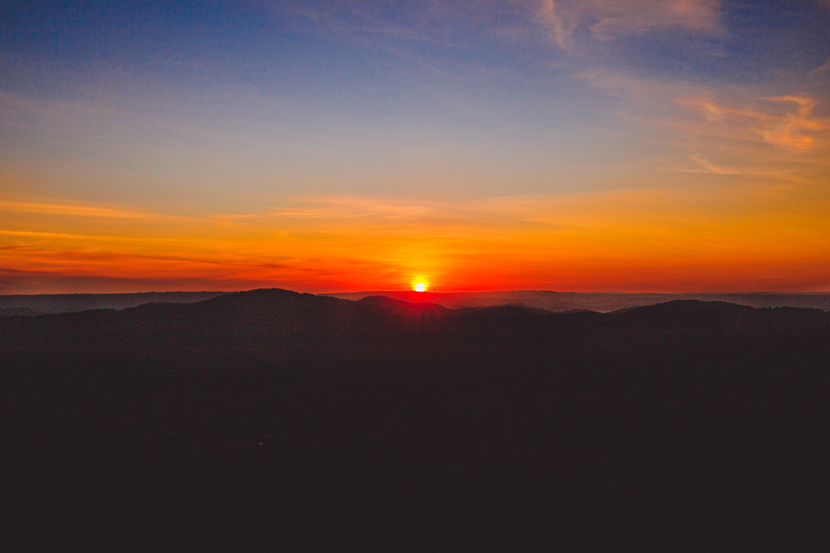 fotografa familia Curitiba - nascer do sol morro do cal familia dany