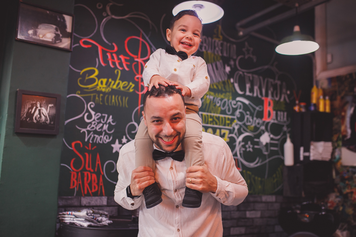 fotografa familia curitiba - dia dos pais noah barbearia
