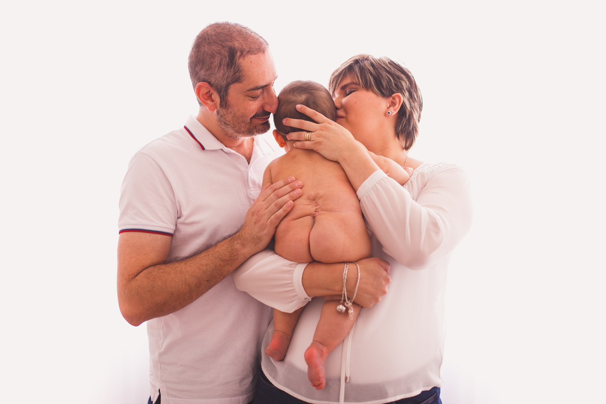 fotografa familia curitiba - ensaio estudio bebe menina