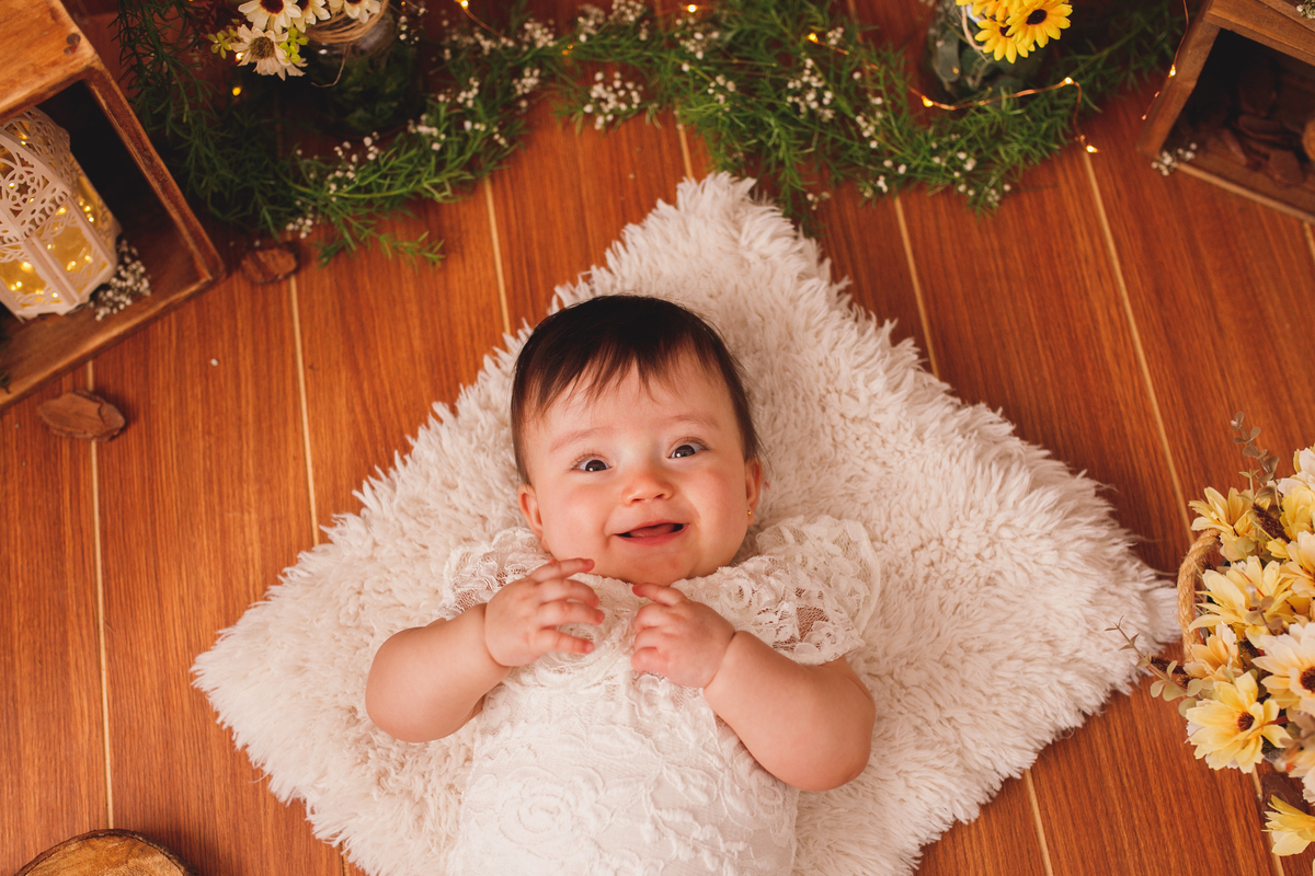 fotografa familia curitiba - ensaio estudio bebe menina