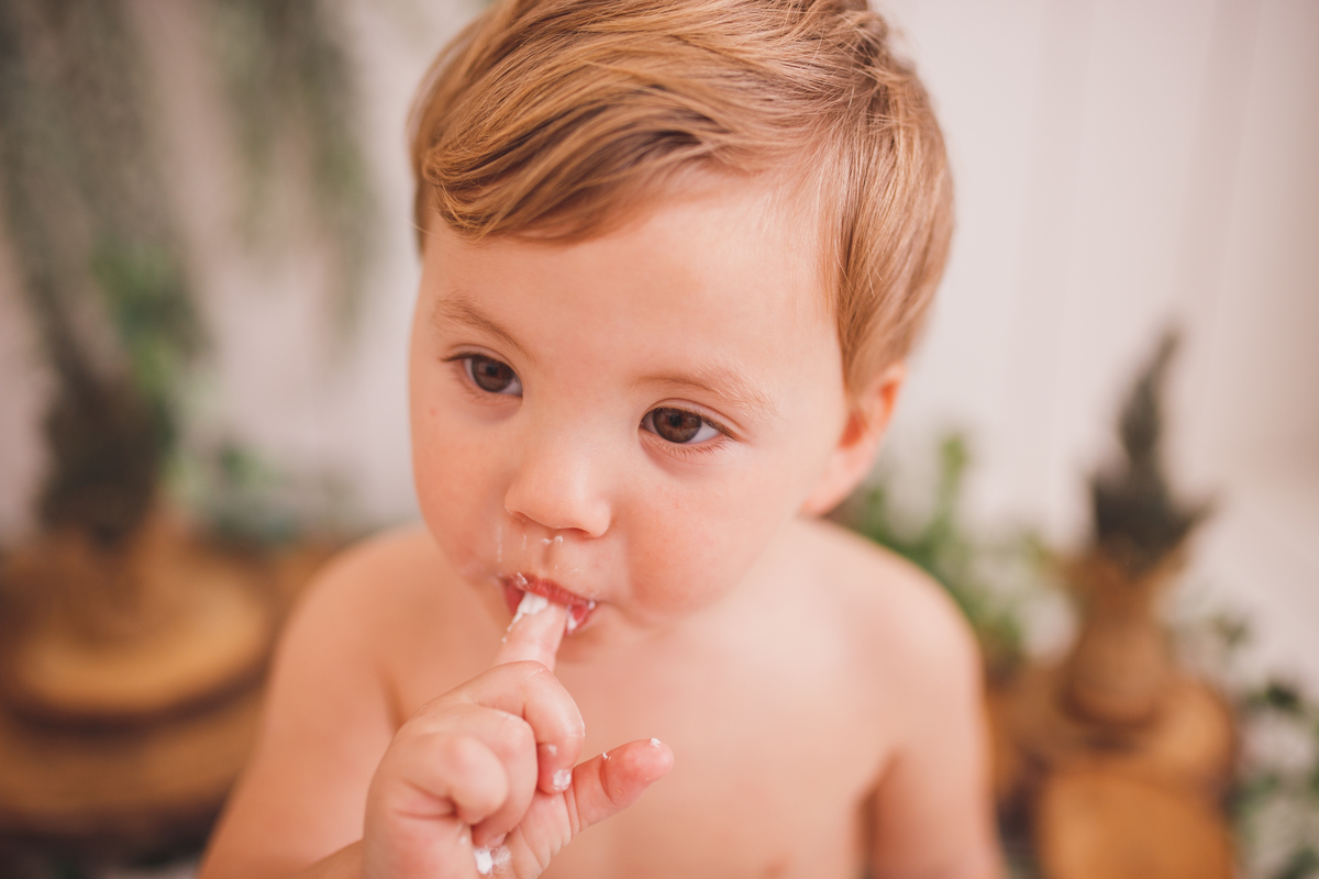 fotografa familia curitiba - smash the cake Artur estudio bolo bebe