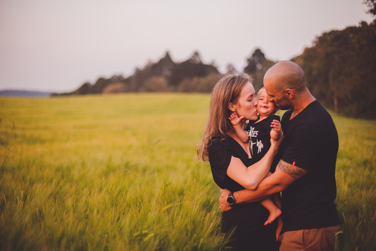 fotografa familia curitiba - ensaio externo camomila trigo bebe 1 ano