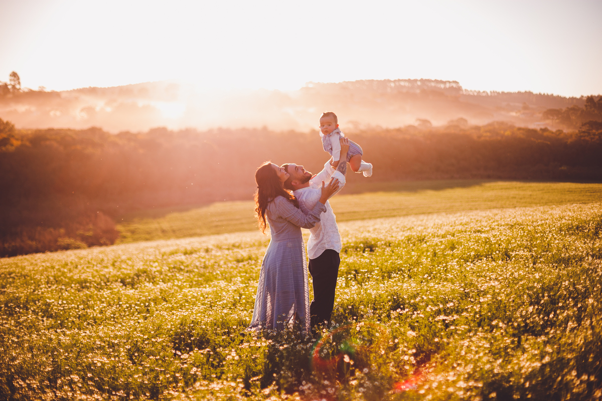 fotografa familia curitiba - ensaio externo camomila bebe menina 