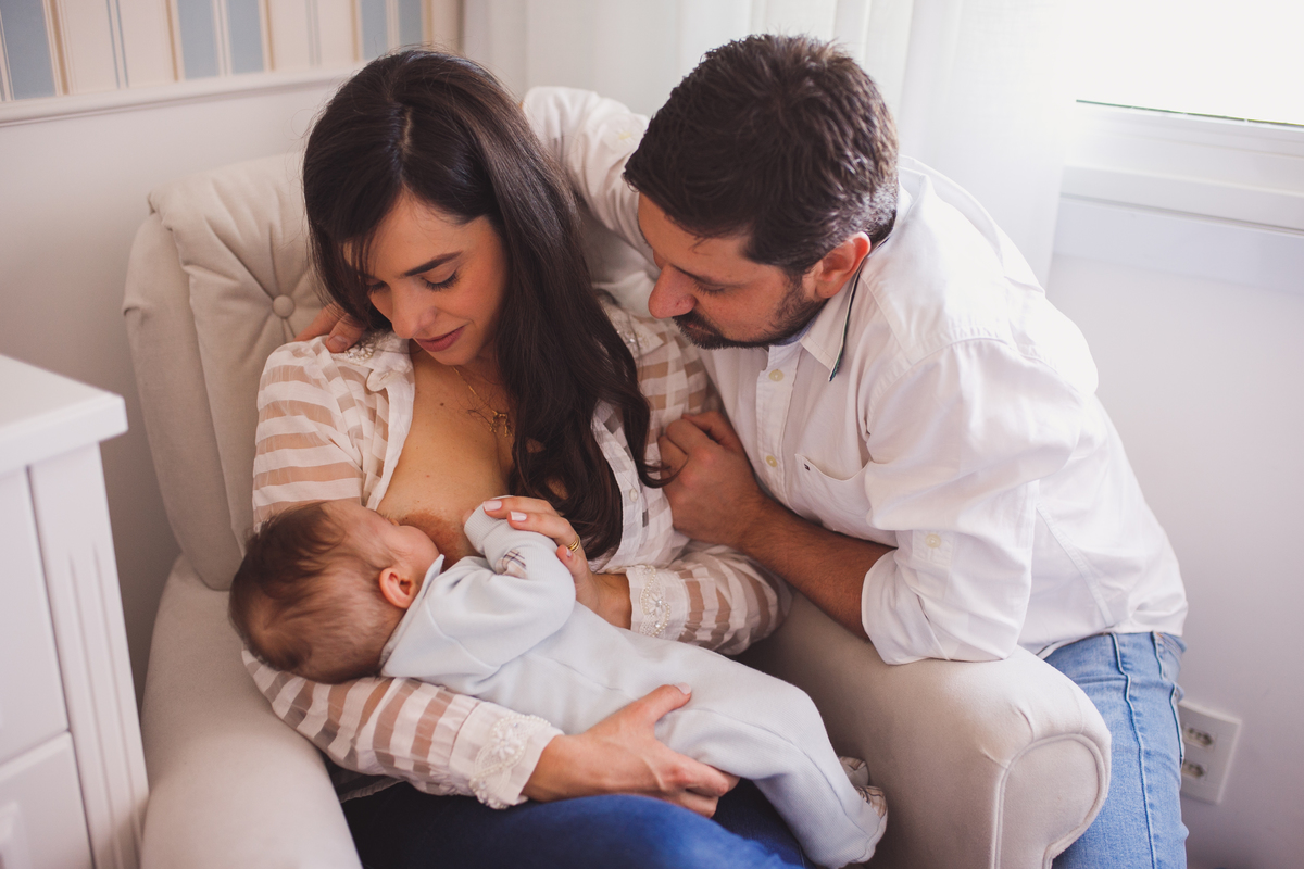fotografa familia Curitiba - lifestyle em casa Mateus 3 meses