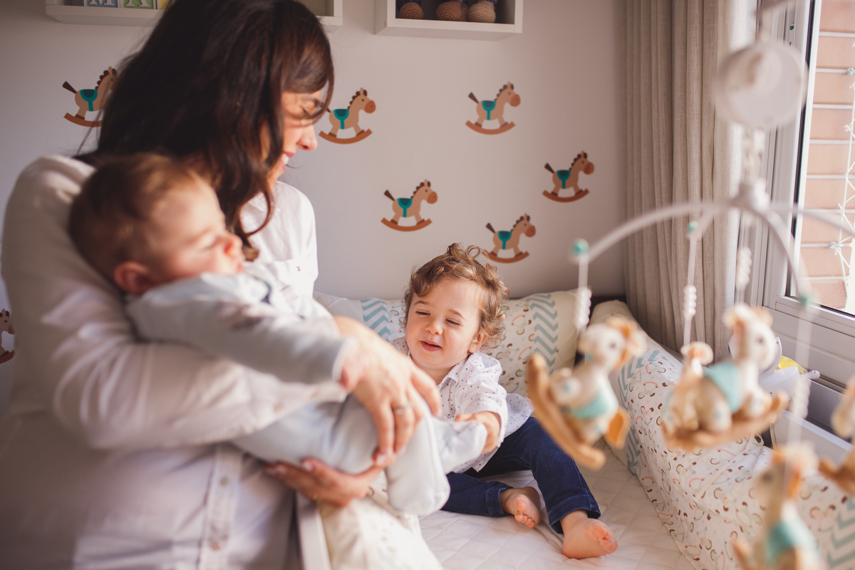 fotografa familia Curitiba - lifestyle em casa Mateus 3 meses