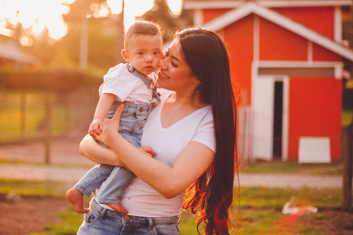 fotografa familia curitiba - bernardo comes animais 