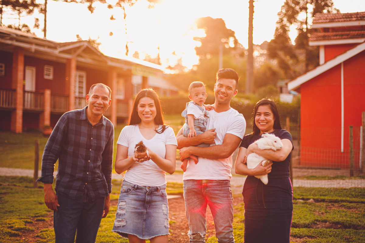 fotografa familia curitiba - bernardo comes animais 
