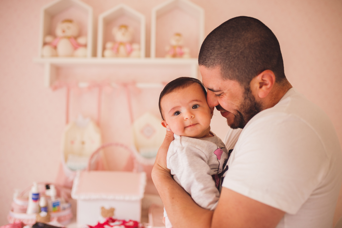 fotografa familia curitiba - lifestyle Valentina em casa
