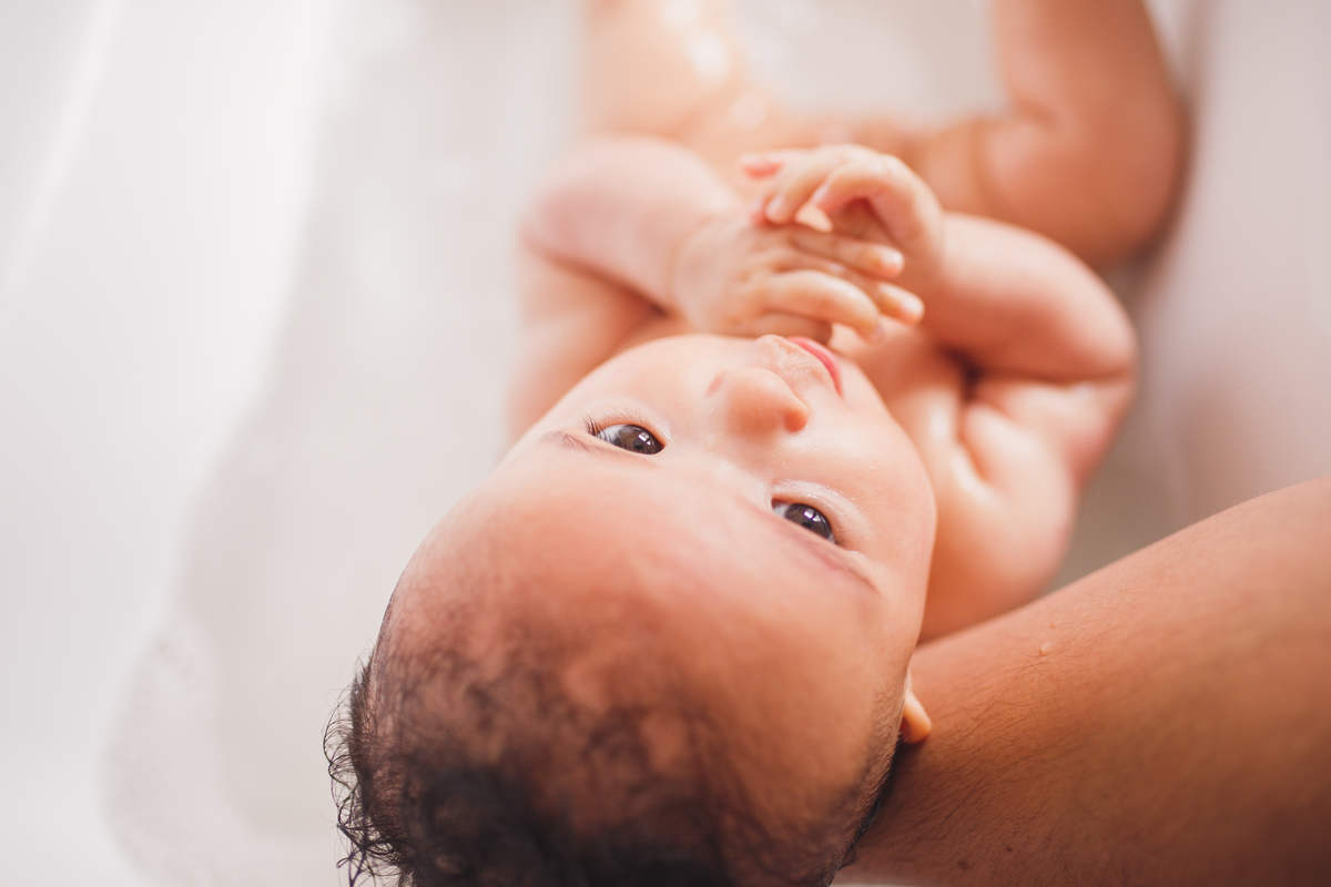 fotografa familia curitiba - lifestyle Valentina em casa