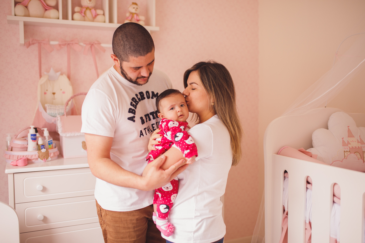fotografa familia curitiba - lifestyle Valentina em casa