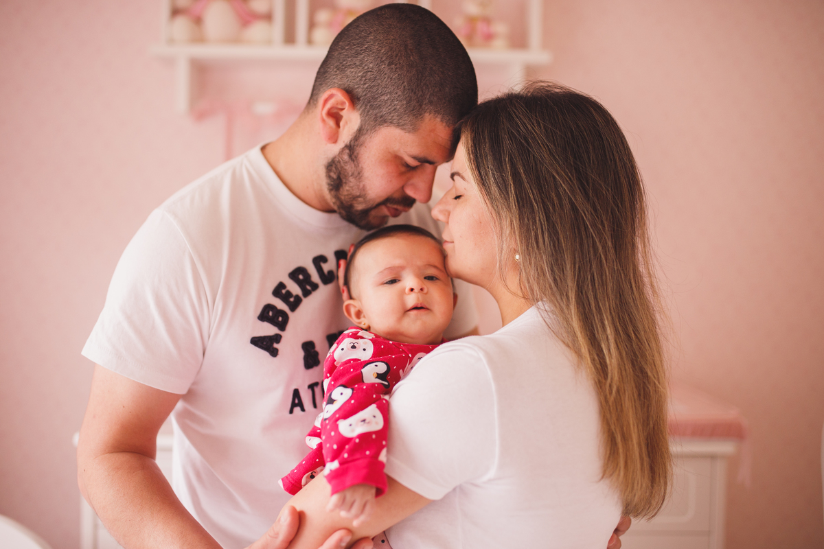 fotografa familia curitiba - lifestyle Valentina em casa