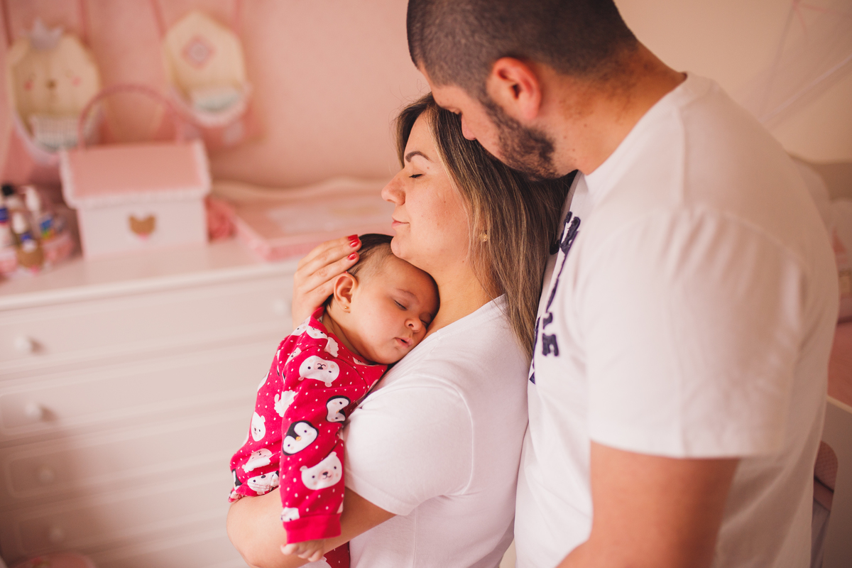 fotografa familia curitiba - lifestyle Valentina em casa
