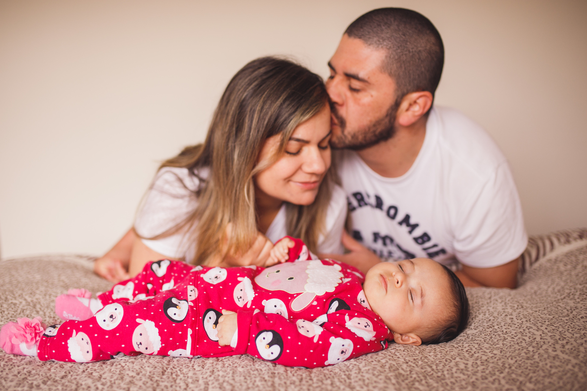 fotografa familia curitiba - lifestyle Valentina em casa