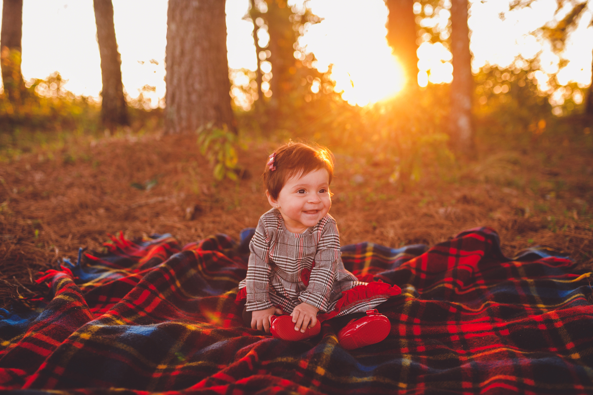 fotografa familia curitiba - ensaio. nascer do. sol aurora 6 meses acompanhamento bebe