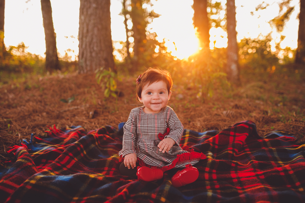 fotografa familia curitiba - ensaio. nascer do. sol aurora 6 meses acompanhamento bebe